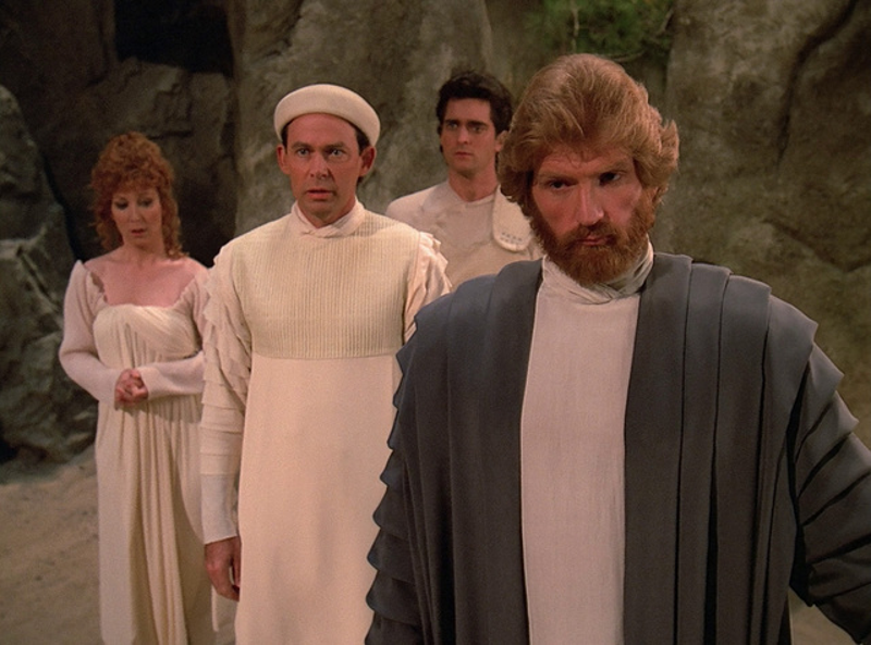Illustration for article titled Los trajes más locos e increíbles de Star Trek: La nueva generación